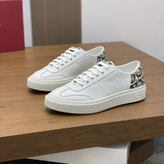 Louis Vuitton Low Shoes